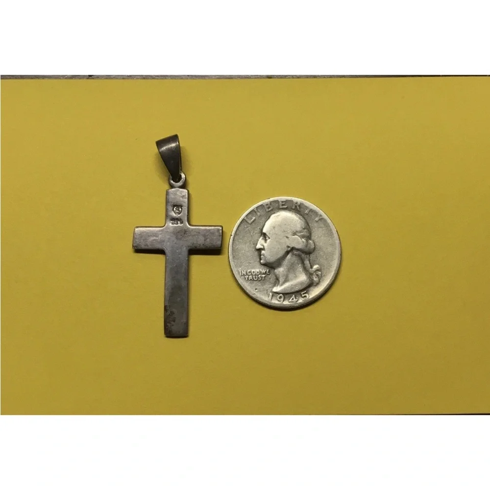Vintage Cross Pendant Sterling Silver 925 Cross Pendant (4.49 grams)